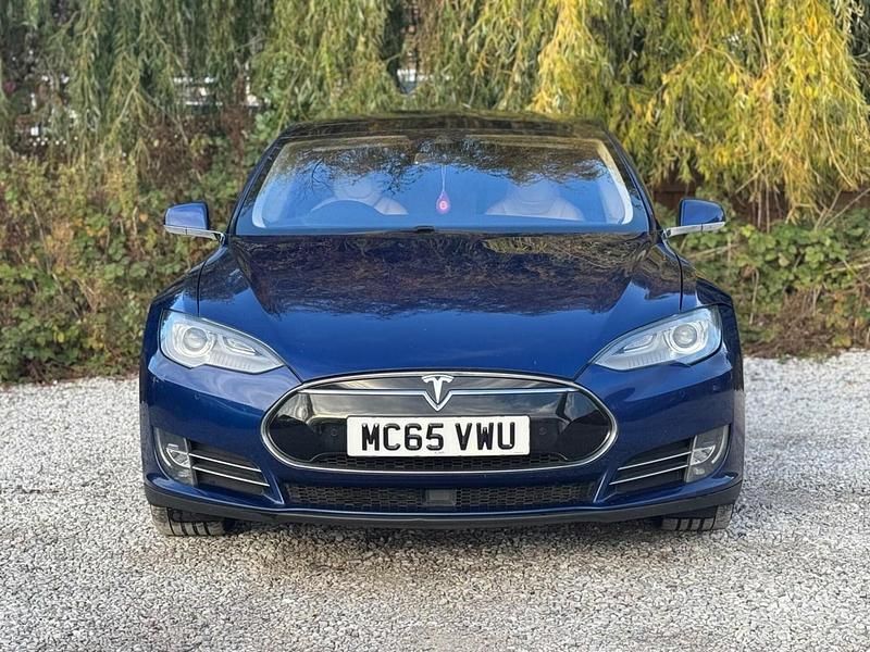 Used Tesla Model S Performance 355 kW (483 HP) 2015 Blue Hatchback