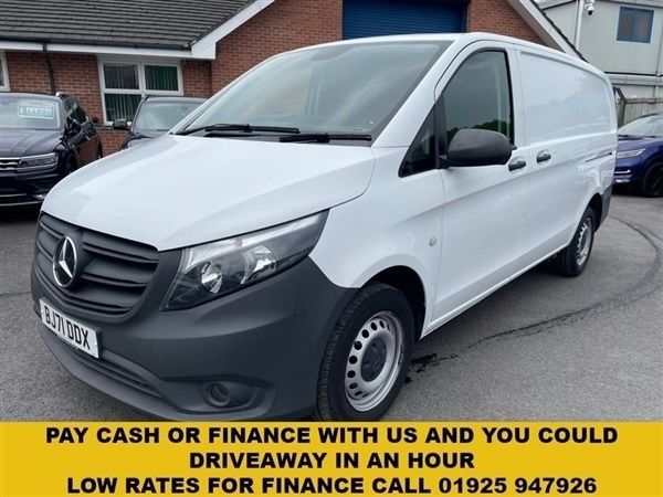 White Used 2021 Mercedes Vito Progressive MPV | £14,754 (Fair price) - Image 1/1