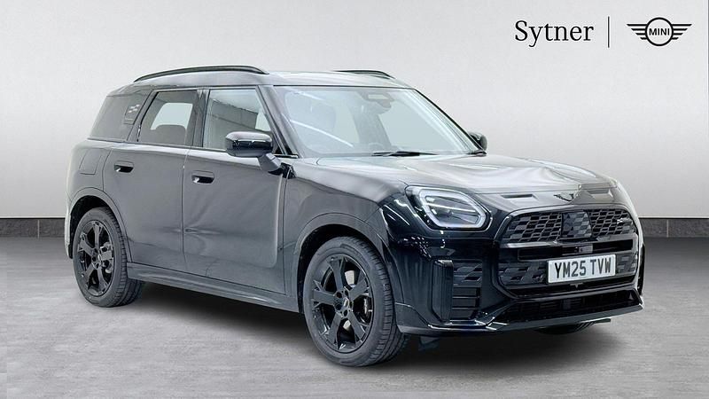 Black Used 2025 Mini Countryman SUV | £35,000 (Fair price) - Image 1/4