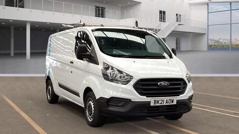 White Used 2021 Ford Transit Custom S | £8,990 (Good price) - Image 1/4