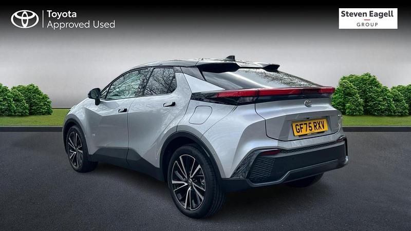 New Toyota C-HR 2026 Silver SUV