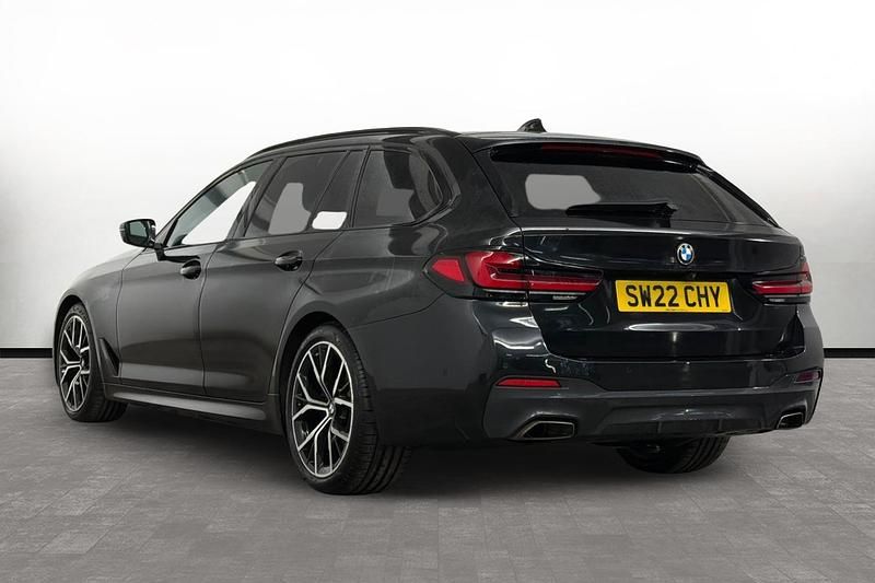 Used BMW 530 M Sport 282 HP (207 kW) 2022 Black Estate