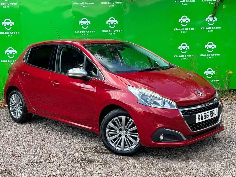 Red Used 2016 Peugeot 208 Allure Hatchback | £5,999 (Fair price) - Image 1/4