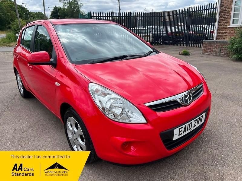 Red Used 2010 Hyundai i20 Comfort Hatchback | £4,995 (Fair price) - Image 1/3