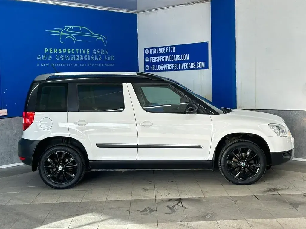 Used Skoda Yeti Adventure 140 HP (102 kW) 2013 White SUV