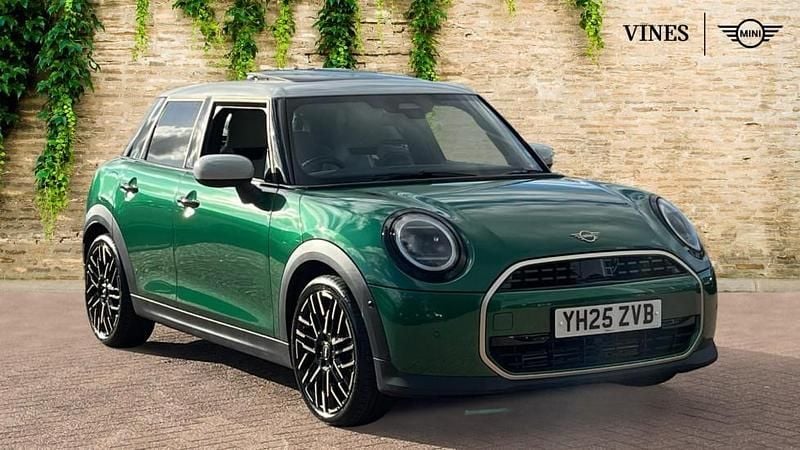 Green Used 2025 Mini Cooper Hatch Hatchback | £29,464 - Image 1/4