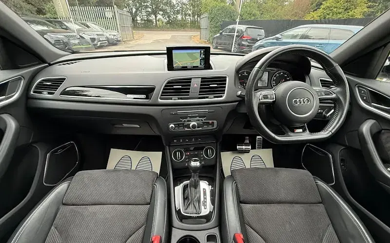 Used Audi Q3 Black Edition 184 HP (135 kW) 2017 White SUV