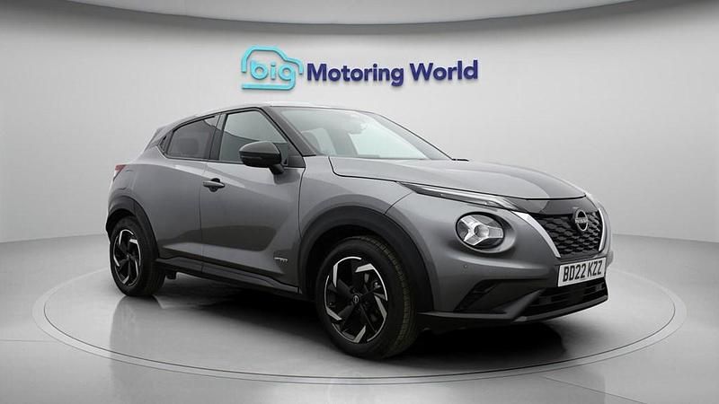 Used Nissan Juke N-Connecta 143 HP (105 kW) 2022 Grey SUV