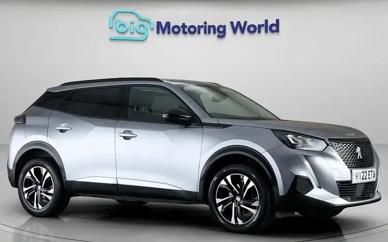 Used Peugeot 2008 Allure Premium 101 HP (74 kW) 2022 SUV