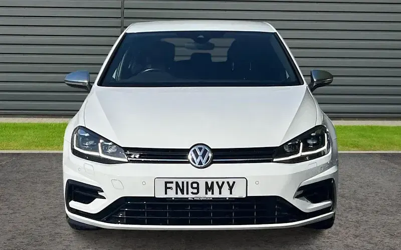 Second-hand VW Golf VII R 300 CP (220 kW) 2020 Hatchback
