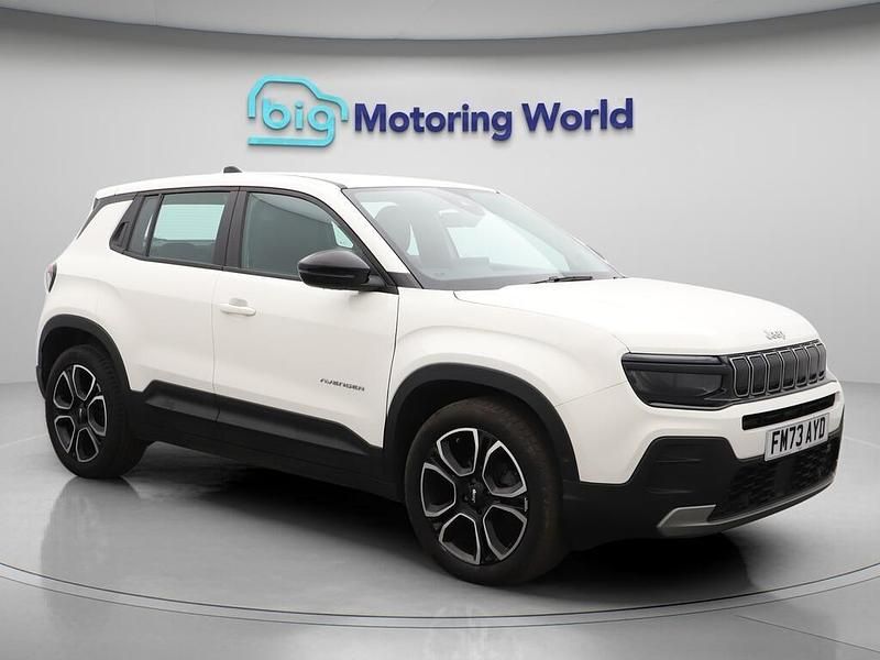 White Used 2024 Jeep Avenger Altitude SUV | £18,200 (Fair price) - Image 1/4