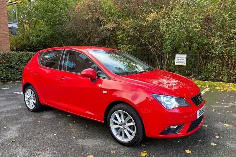 Begagnad Seat Ibiza 2015 Röd Halvkombi
