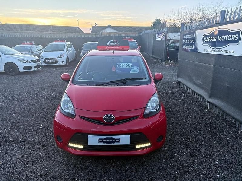 Used Toyota Aygo Style 2014 Red Hatchback
