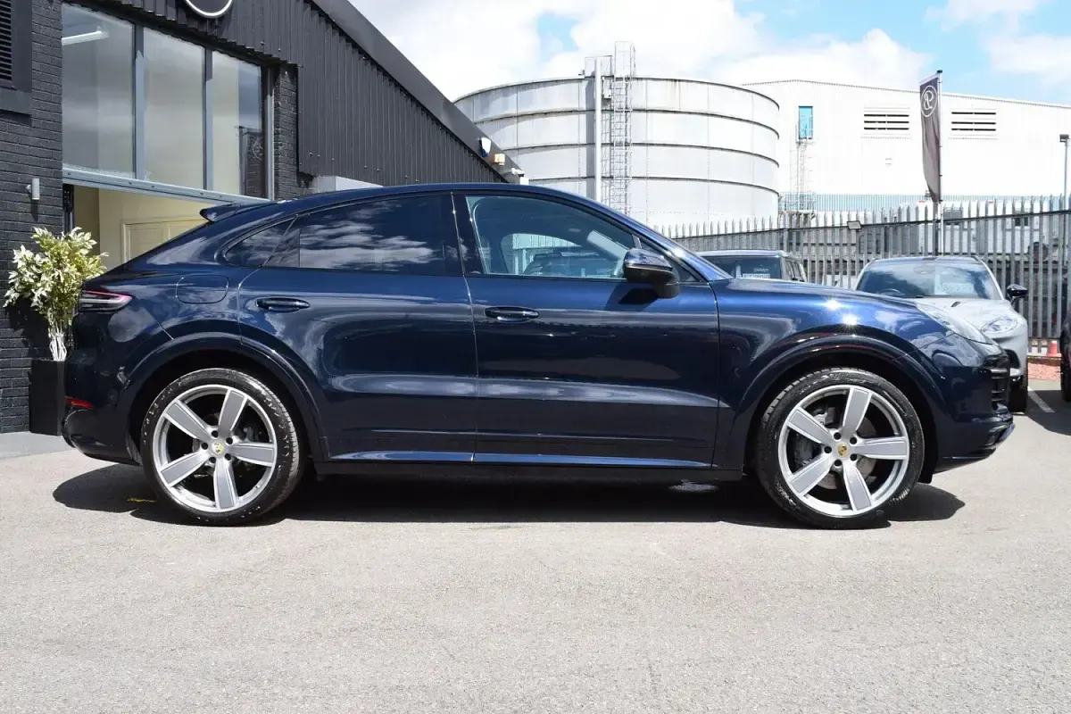 Used Porsche Cayenne S 2019 Blue SUV