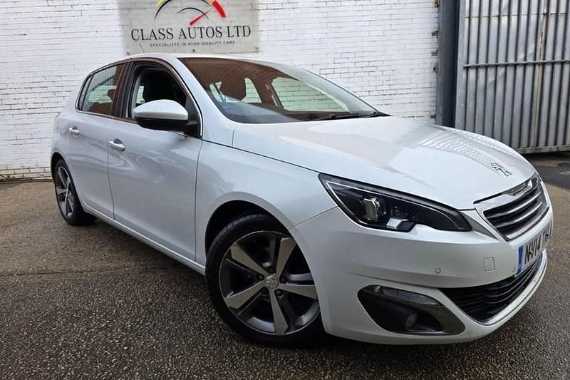 White Used 2014 Peugeot 308 Allure Hatchback | £3,772 (Fair price) - Image 1/1