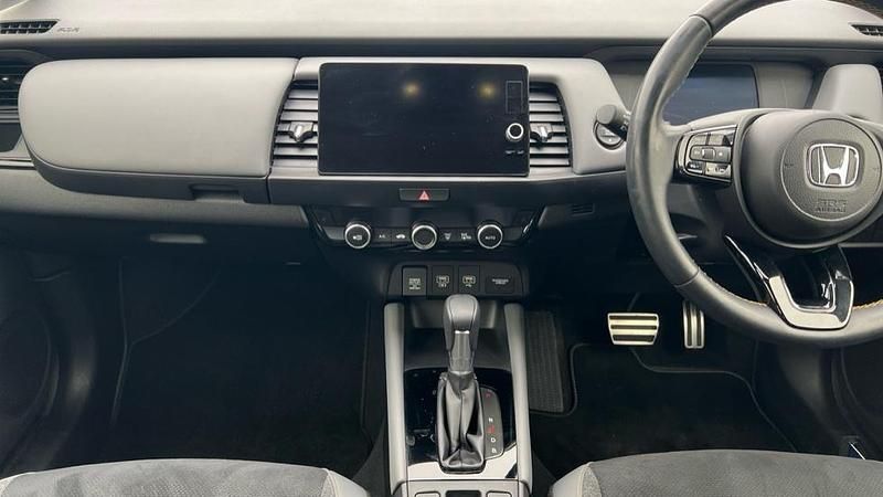 Used Honda Jazz Advance 122 HP (89 kW) 2023 White Hatchback