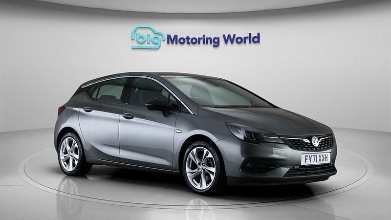 Used Vauxhall Astra Elite 145 HP (106 kW) 2021 Grey Hatchback