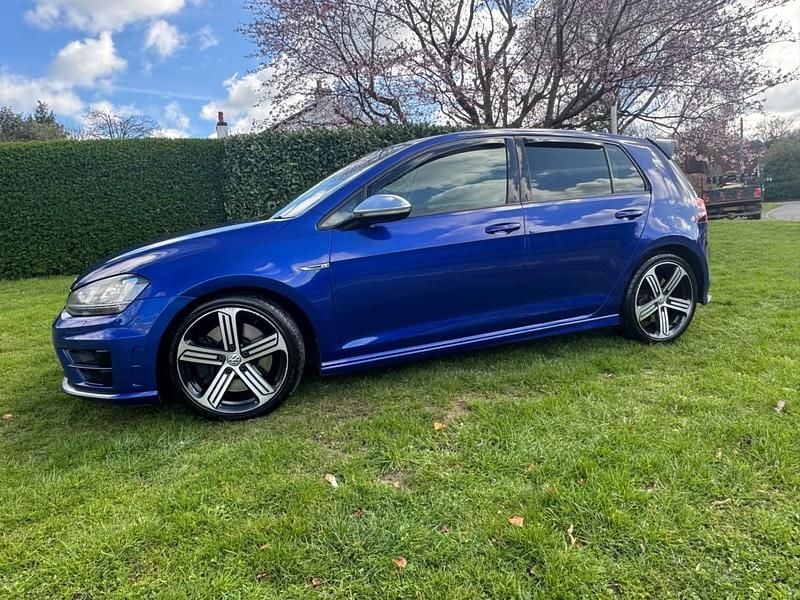 Used VW Golf VII R 2016 Blue Hatchback