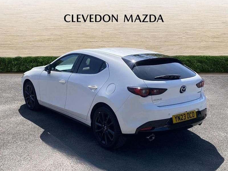 Usado Mazda 3 Exclusive-Line 186 CV (136 kW) 2023 Blanco Utilitario