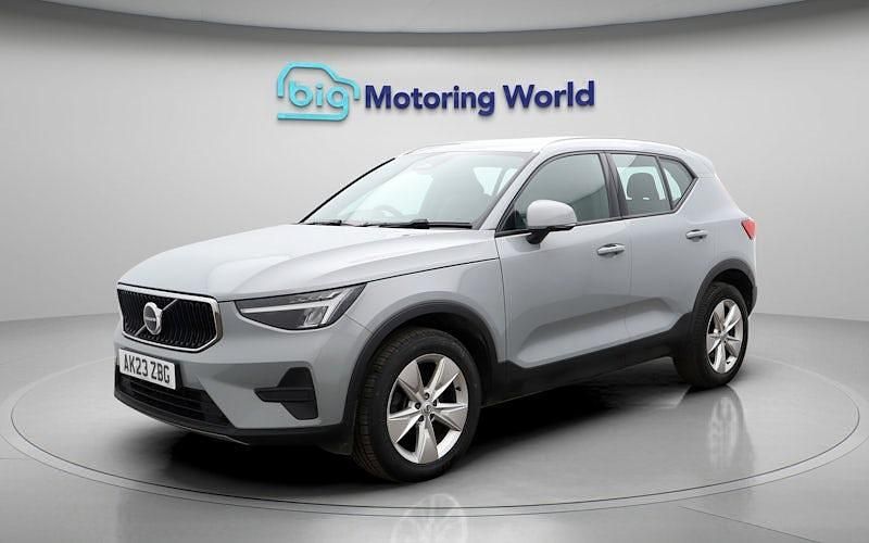Used Volvo XC40 Core 163 HP (119 kW) 2025 SUV