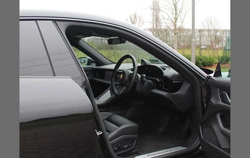 Used Porsche Taycan 419 kW (571 HP) 2023 Black Sedan