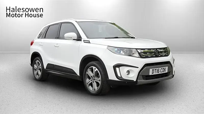 Second-hand Suzuki Vitara SZ5 120 CP (88 kW) 2016 Alb SUV