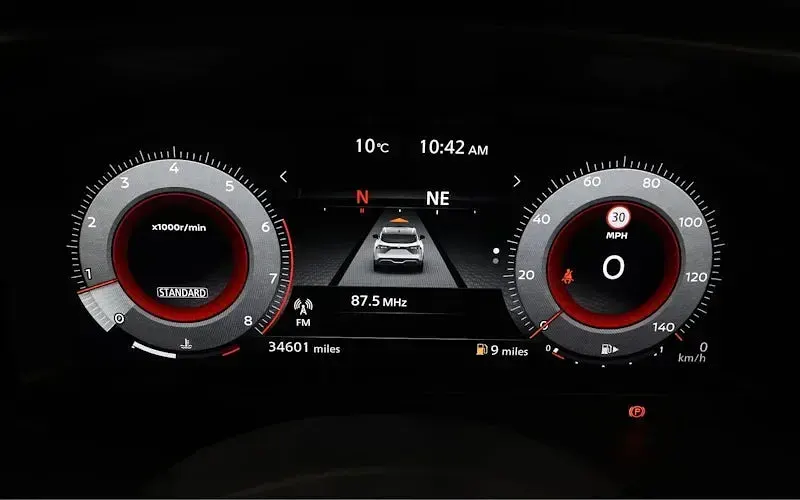 Used Nissan Qashqai N-Connecta 140 HP (102 kW) 2022 Red SUV