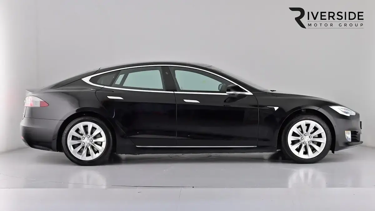 Used Tesla Model S Long Range AWD 397 kW (541 HP) 2019 Black Hatchback