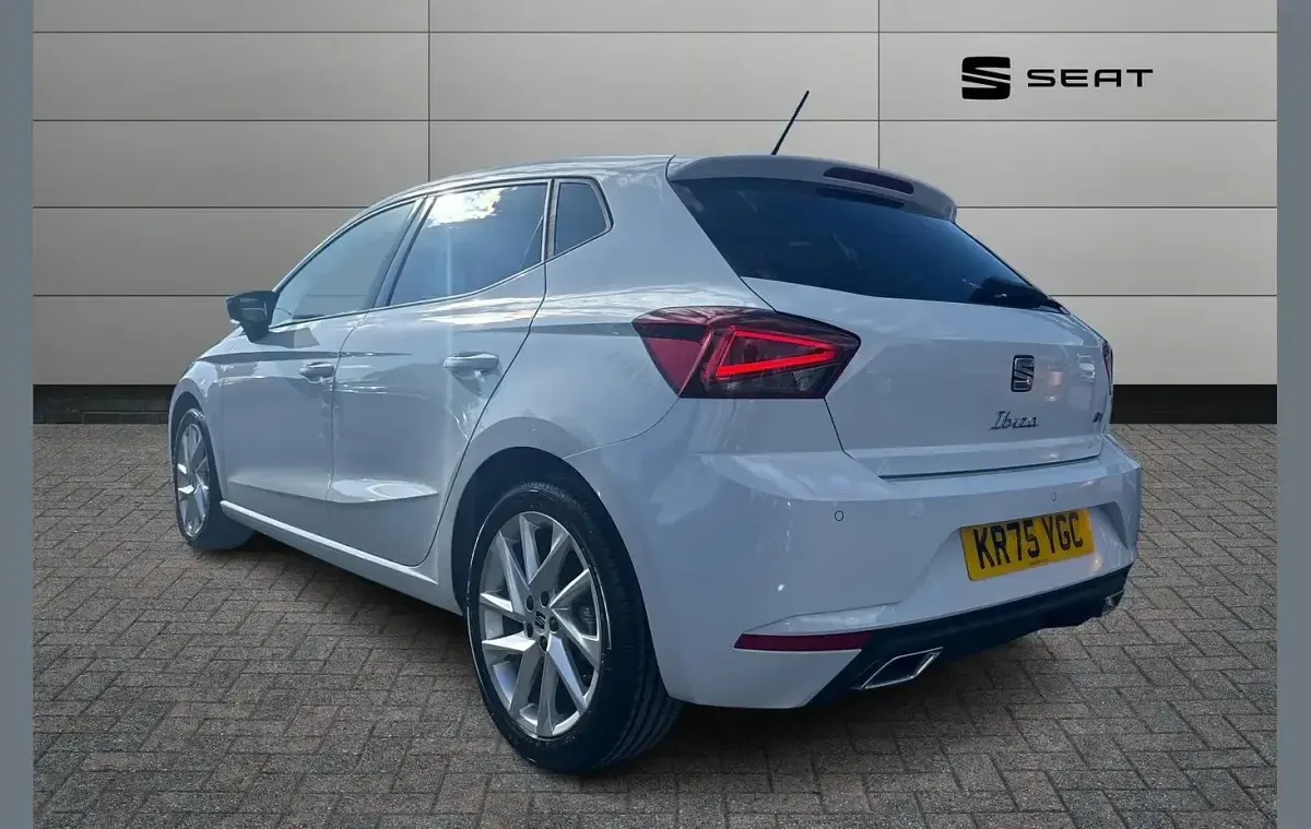 New Seat Ibiza FR 113 HP (83 kW) 2025 White Hatchback