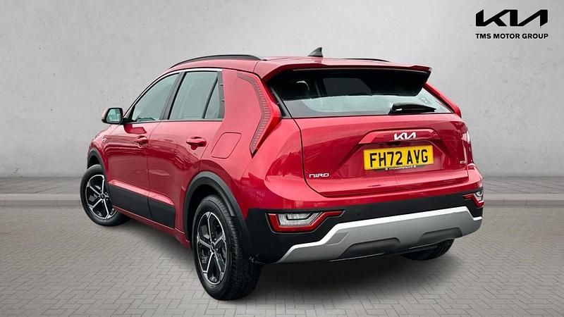 Used Kia Niro 139 HP (102 kW) 2023 Red SUV