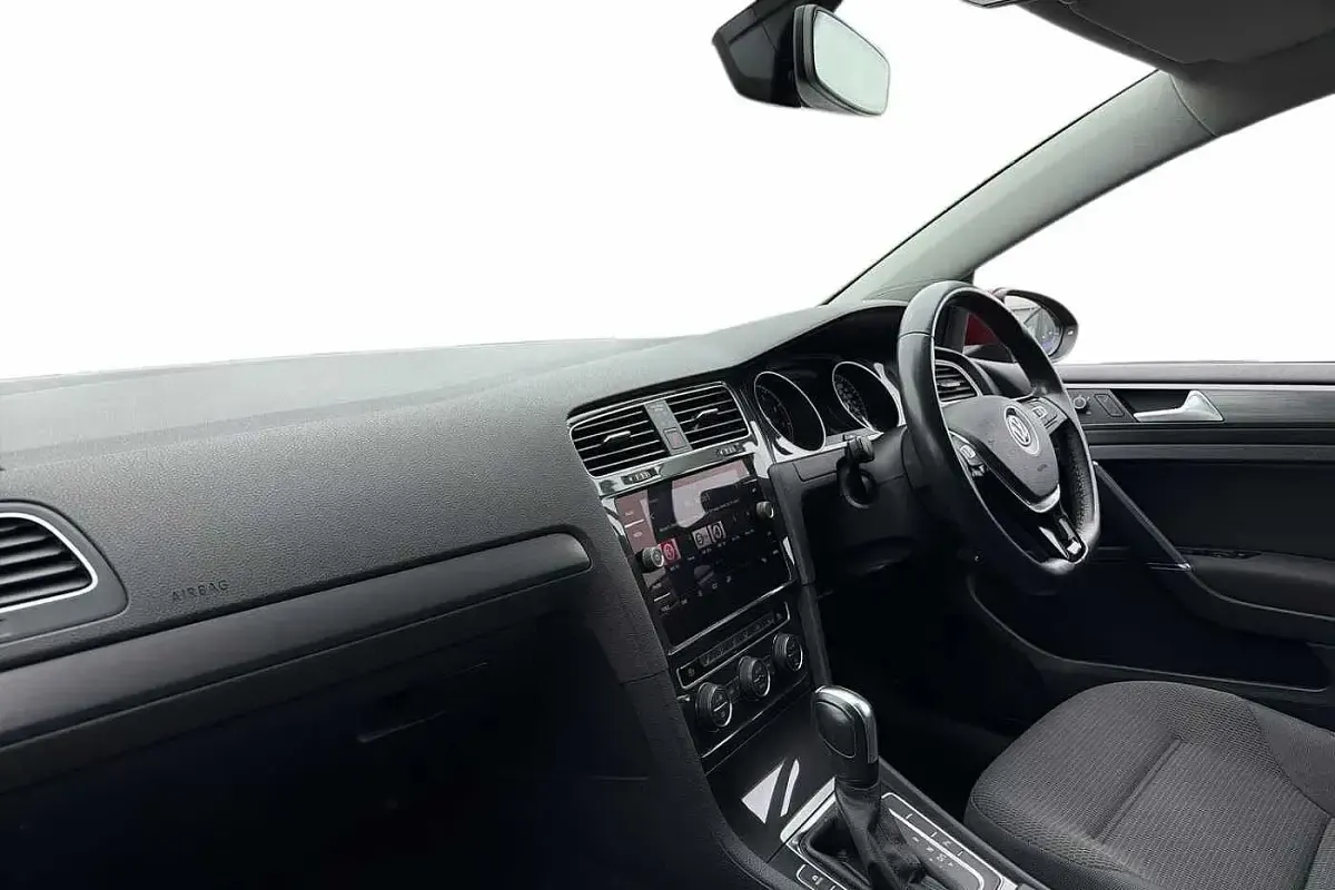 Used VW Golf VII Edition 150 HP (110 kW) 2020 Red Hatchback