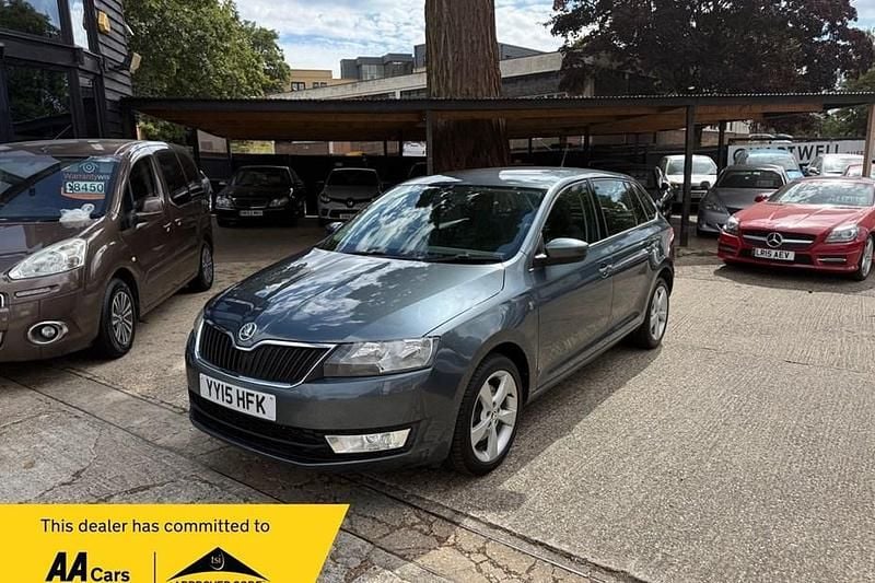 Grey Used 2015 Skoda Rapid SE Hatchback | £6,450 (Fair price) - Image 1/1