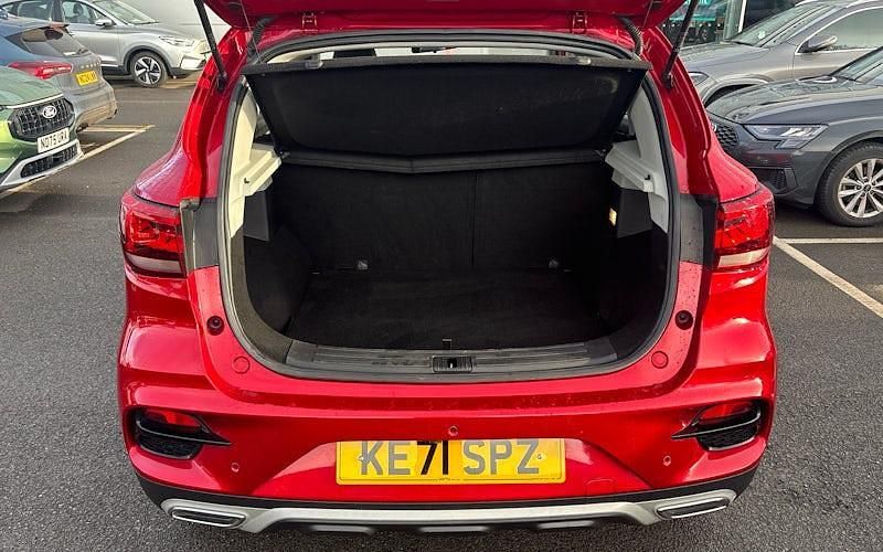 Used MG ZS Exclusive 106 HP (77 kW) 2024 SUV