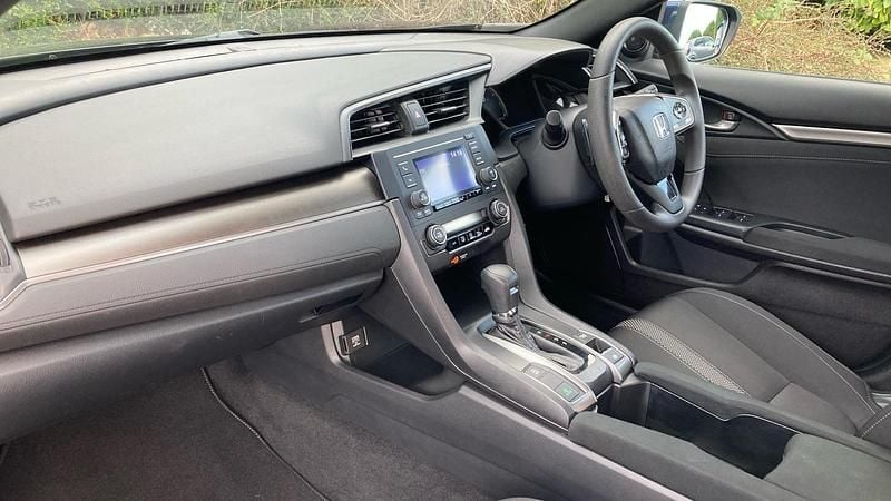 Used Honda Civic SE 126 HP (92 kW) 2020 Blue Hatchback