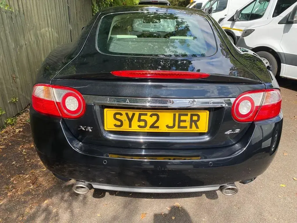 Used Jaguar XK 300 HP (220 kW) 2006 Black Coupe