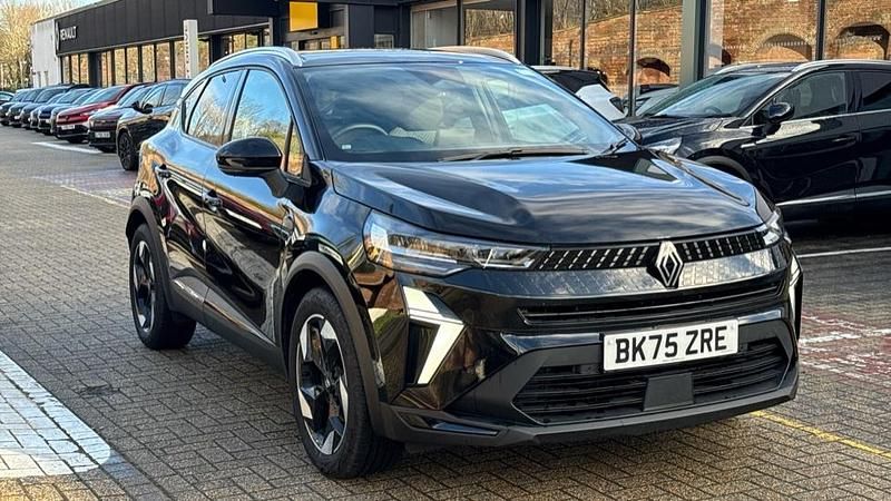 Used Renault Captur Techno 158 HP (116 kW) 2025 Metallic  diamond black  SUV