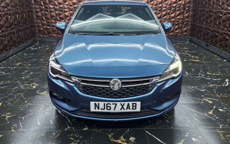 Used Vauxhall Astra SRi 150 HP (110 kW) 2019 Hatchback