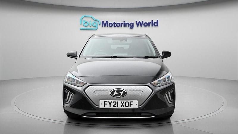 Used Hyundai Ioniq Premium SE 100 kW (136 HP) 2021 Hatchback