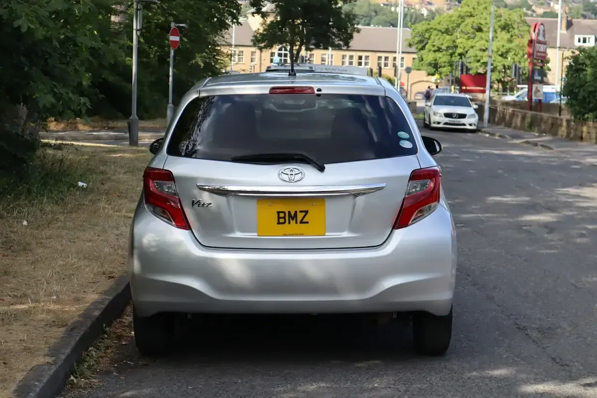 Used Toyota Yaris Edition 2015 Silver Hatchback