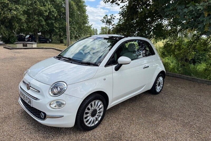 White Used 2015 Fiat 500 Lounge Hatchback | £4,291 (Fair price) - Image 1/1