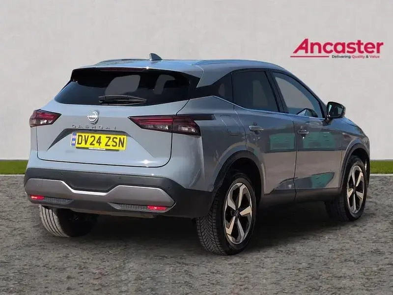Used Nissan Qashqai N-Connecta 158 HP (116 kW) 2024 Ceramic grey SUV