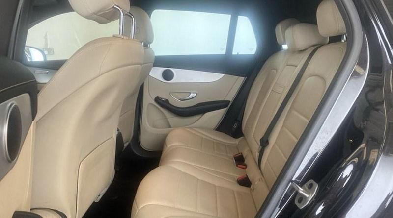 Used Mercedes EQC400 300 kW (408 HP) 2022 Black SUV