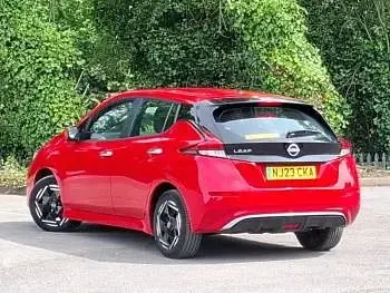 Used Nissan Leaf Acenta 110 kW (150 HP) 2023 Red Hatchback