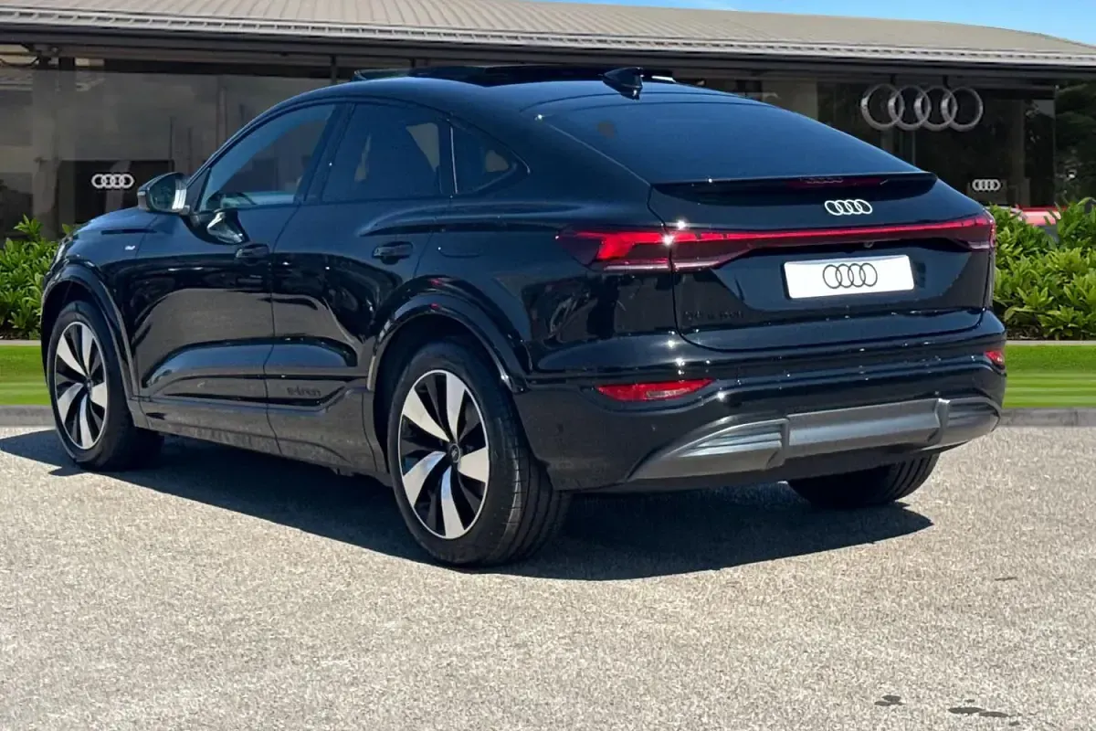 New Audi Q6 Sportback e-tron S-Line 239 kW (326 HP) 2026 Black SUV
