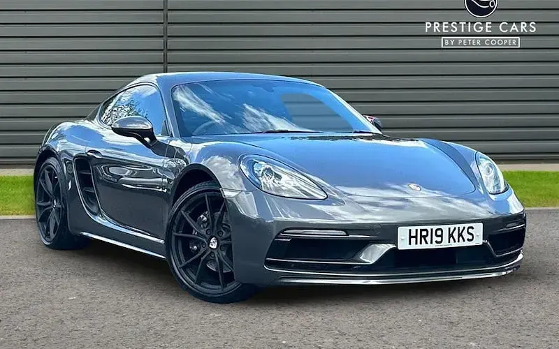 Used Porsche 718 Cayman 300 HP (220 kW) 2019 Coupe