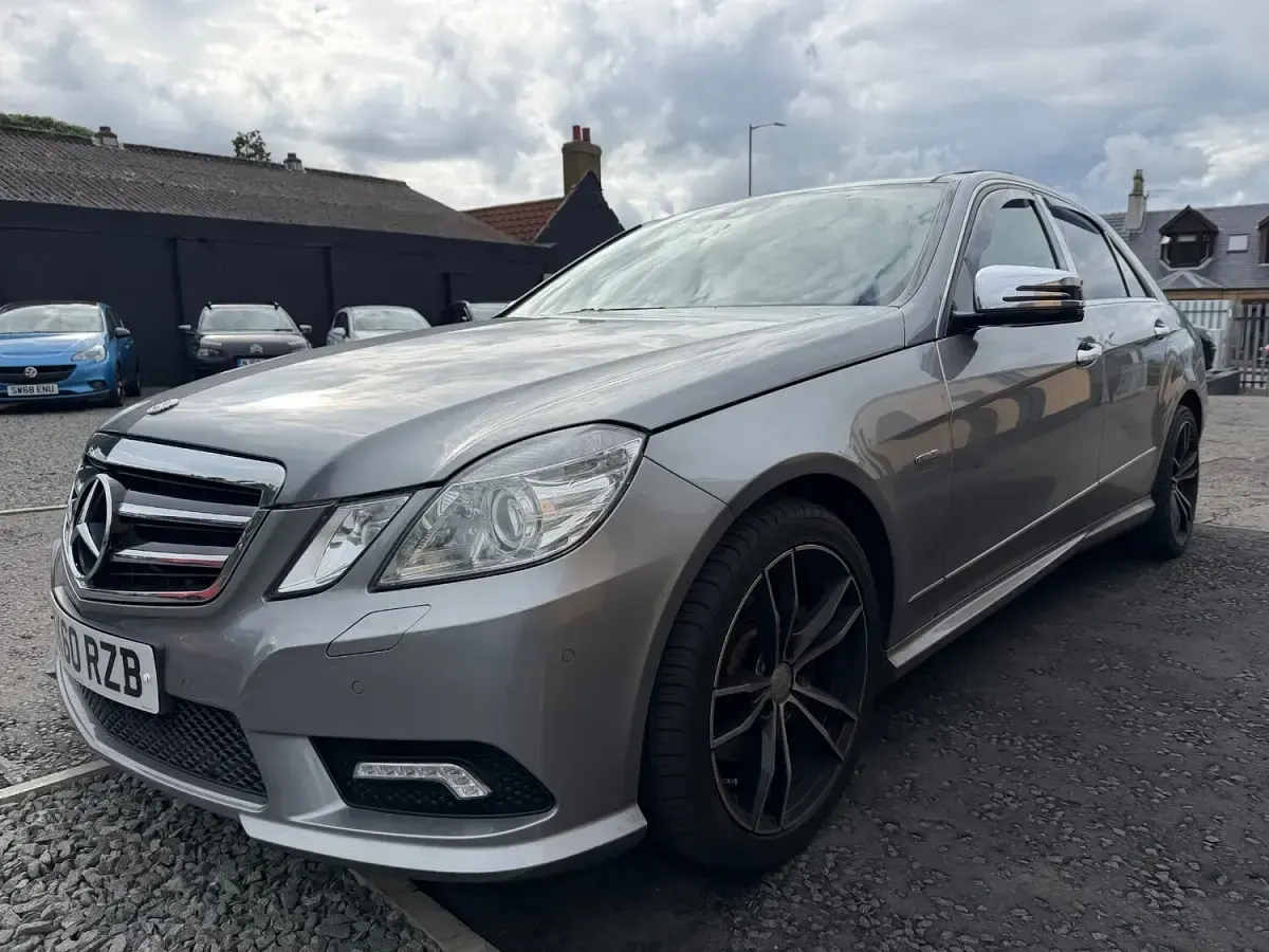 Used Mercedes E350 2010 Silver Sedan