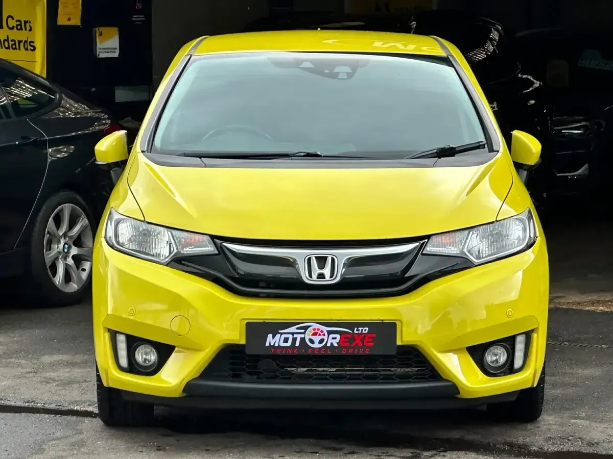 Used Honda Jazz EX 102 HP (75 kW) 2016 Yellow Hatchback