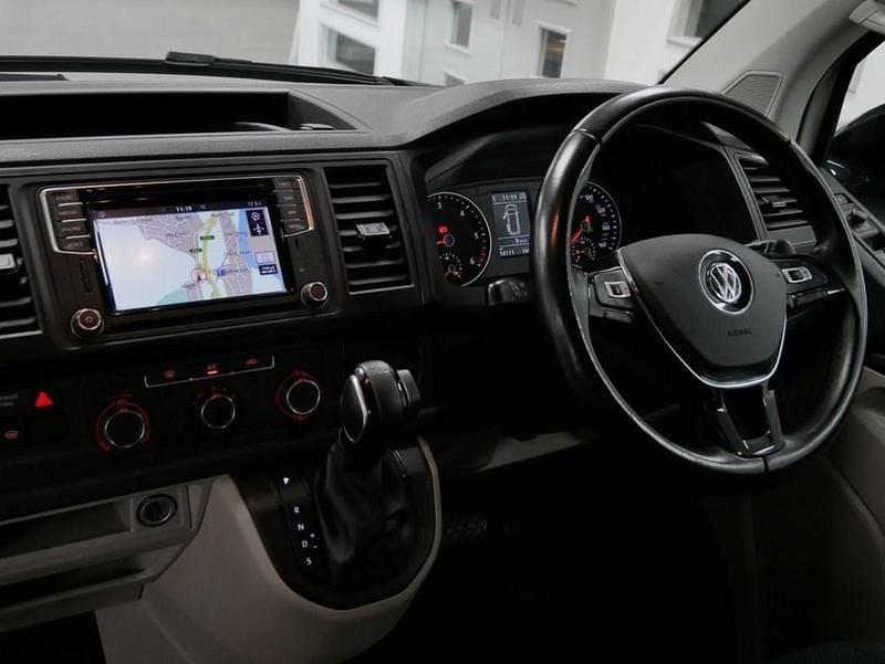 Used VW Transporter Edition 150 HP (110 kW) 2019 White Van