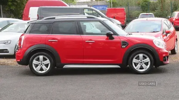 Used Mini Cooper D 150 HP (110 kW) 2017 Red Hatchback