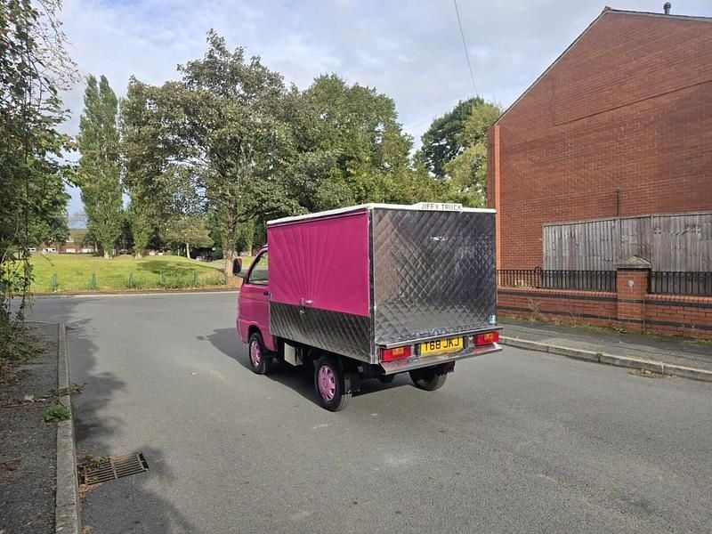 Used Daihatsu Hijet 1999 White MPV